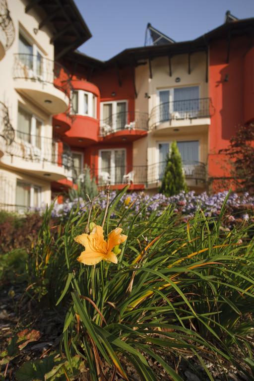 Szonyi Garden Hotel Pest บูดาเปสต์ ภายนอก รูปภาพ