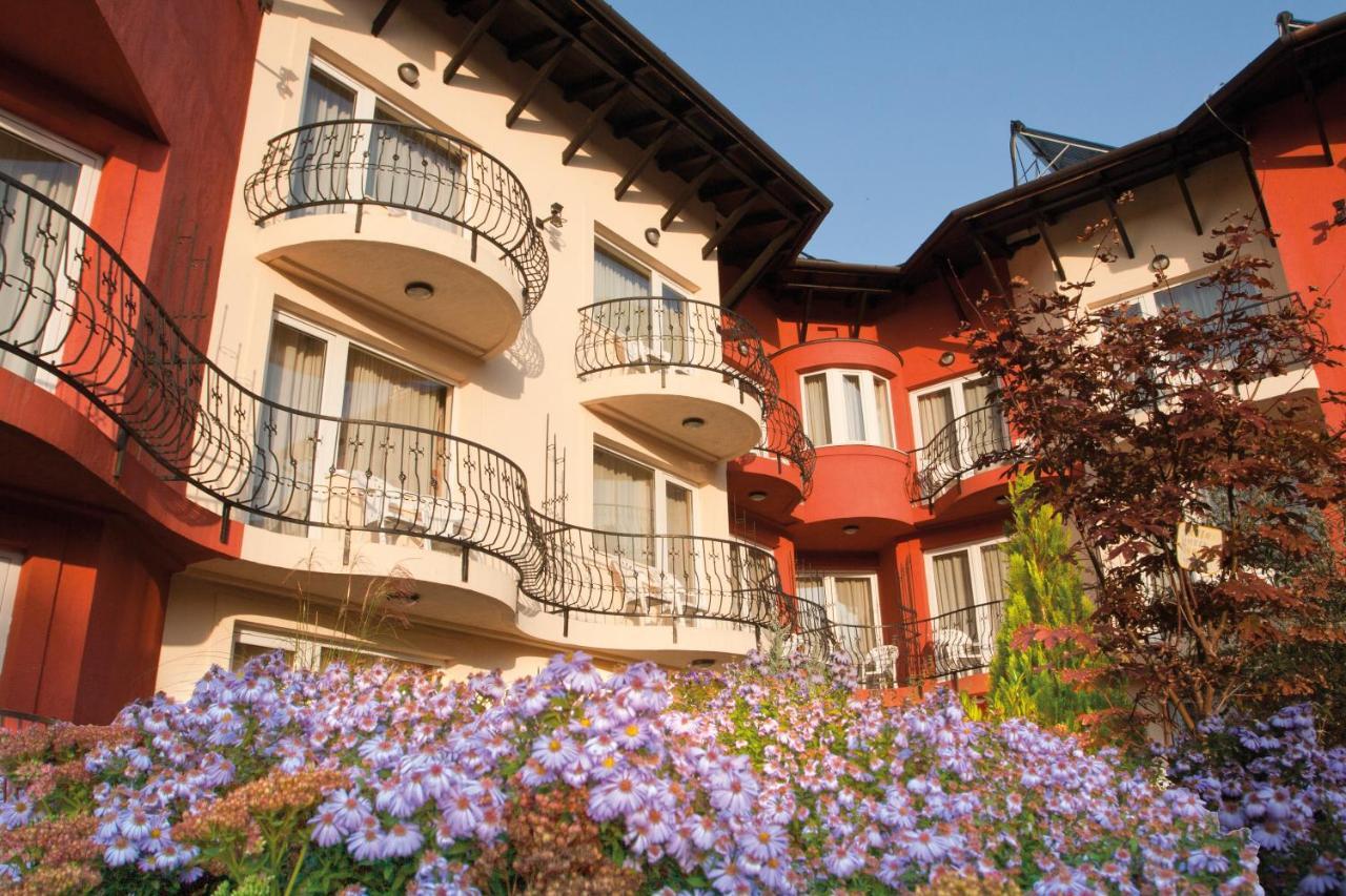 Szonyi Garden Hotel Pest บูดาเปสต์ ภายนอก รูปภาพ